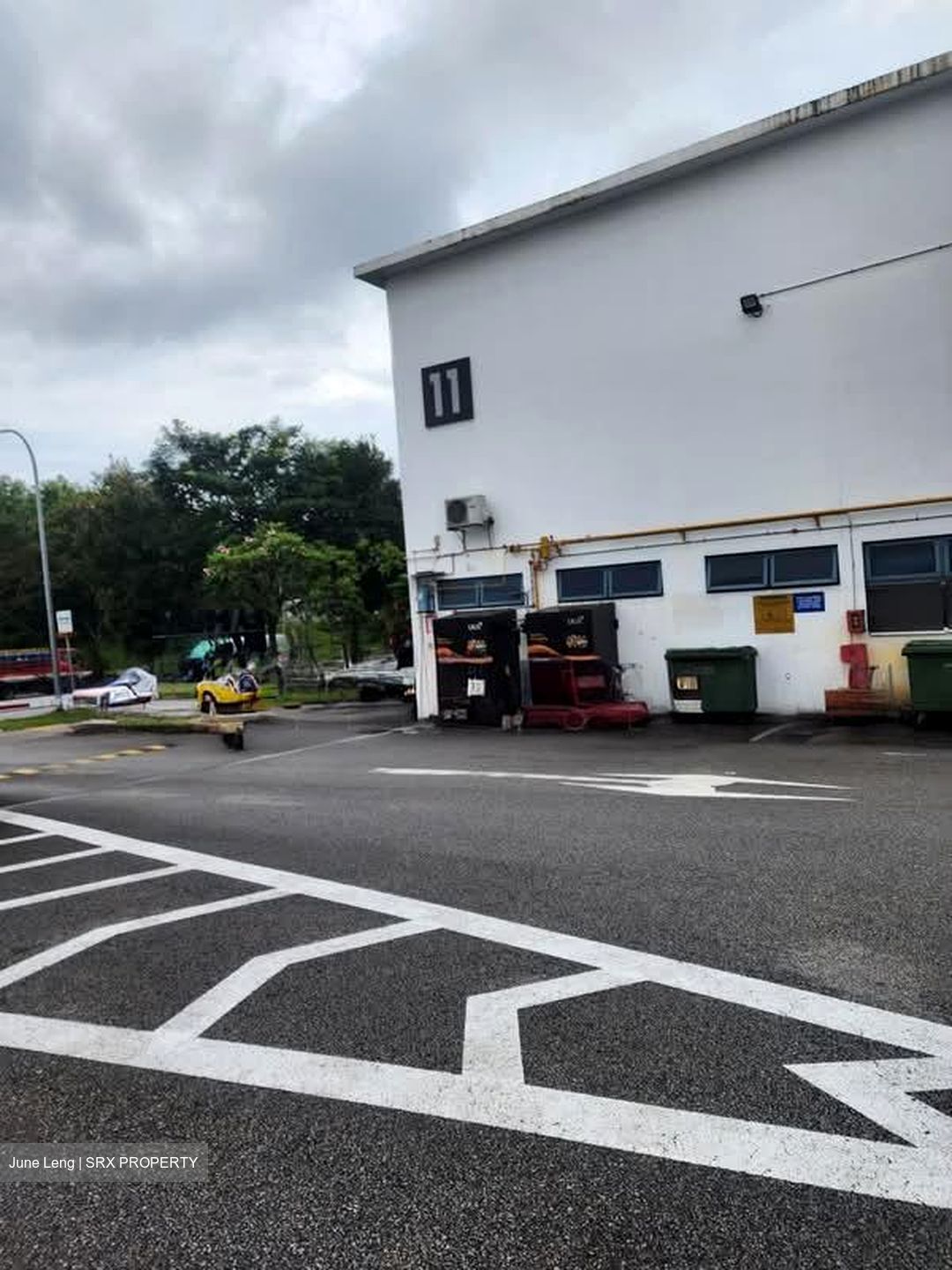 Bartley Biz Centre (D14), Factory #532968031